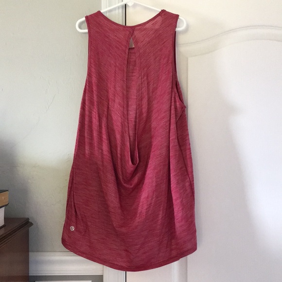 •Lululemon Women’s Heather Red “Low Key” Athletic Tank• - Picture 3 of 4